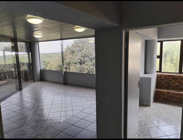 2 bed property to rent in GLENVISTA